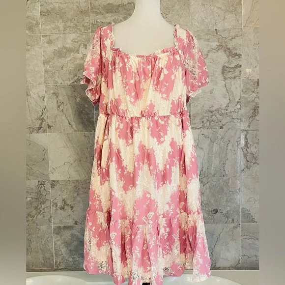 Torrid Mini Two Tone Lace Tiered Babydoll Dress - Picture 2 of 9